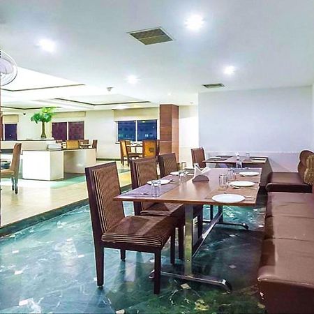 Hotel Central Park Ongole Exterior photo