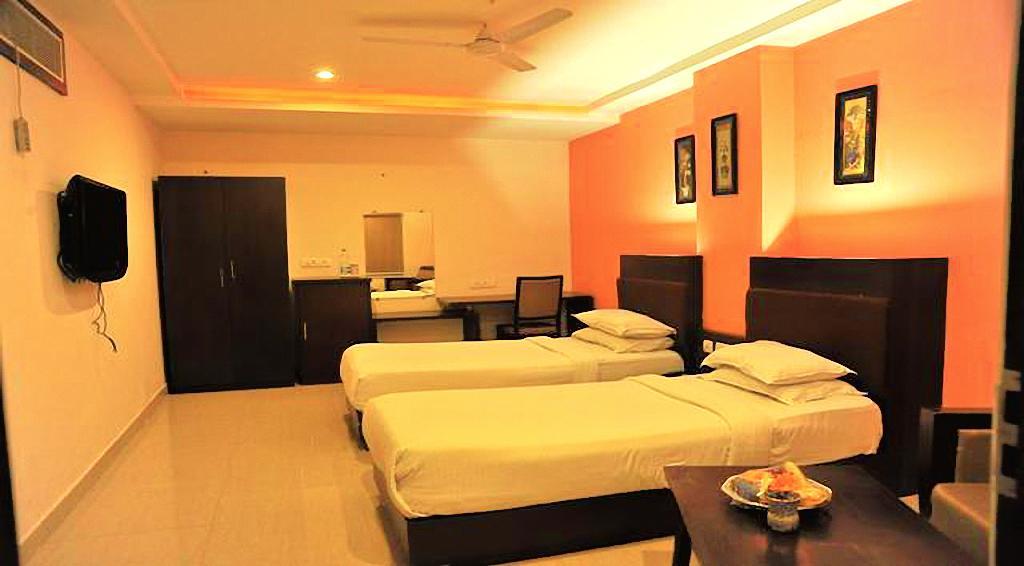 Hotel Central Park Ongole Exterior photo